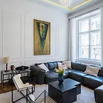 4Br Artdeco Elegance With Sauna By Newave